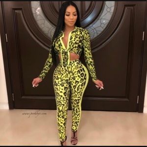 Neon Green Leopard Set